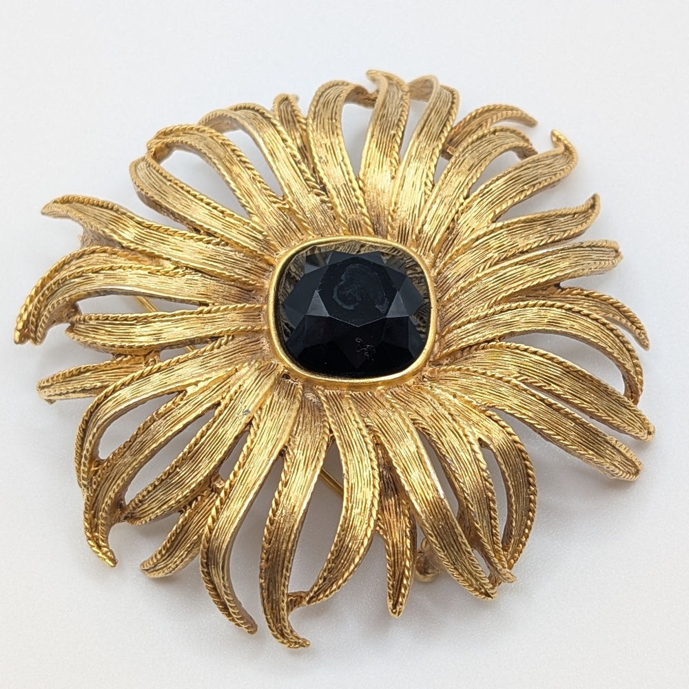 Vintage Oscar de la Renta Brooch